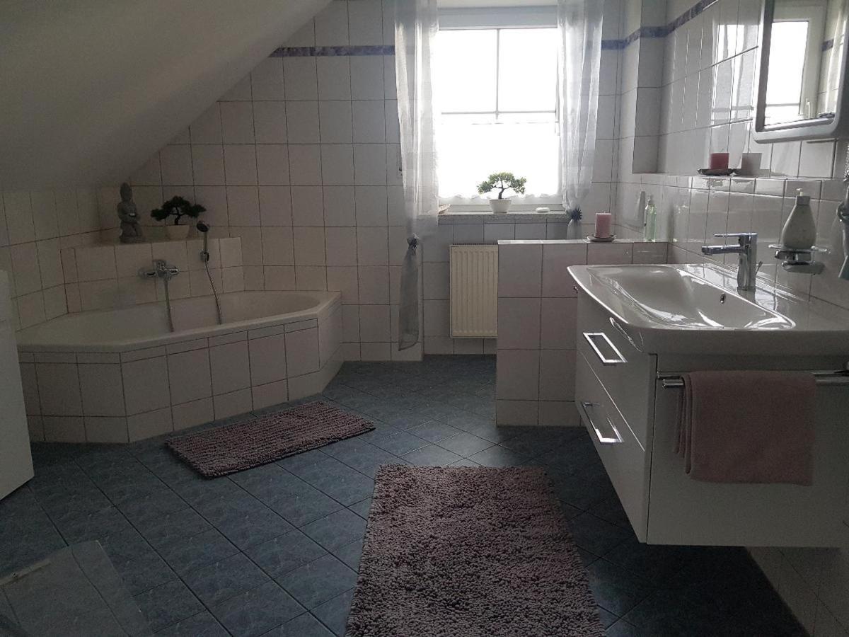 Ferienwohnung Toni Mit Balkon Und Garten Pemfling Экстерьер фото